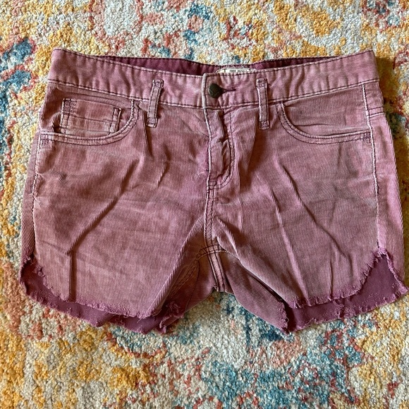 Elena Gilbert Free People dolphin hem shorts - Picture 1 of 3